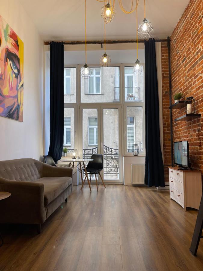 Urokliwy Loft W Ncl Kamienica Vabank Nr 18 Apartamento Łódź Exterior foto